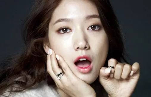 黑眼圈遮瑕教程视频,黑眼圈发紫的严重怎么遮瑕