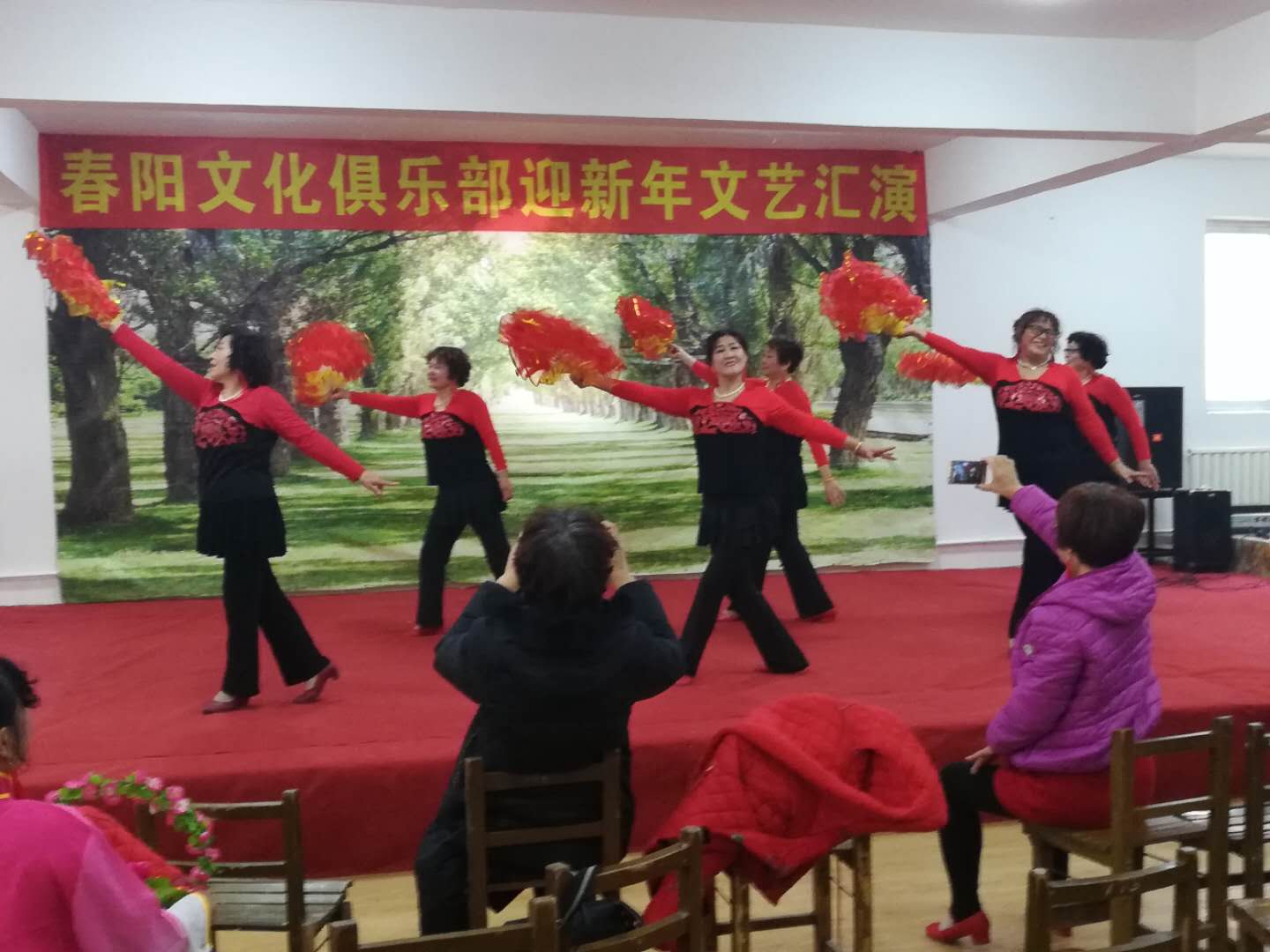 养老服务中心为老人打造幸福家园,养老服务让老人安享幸福