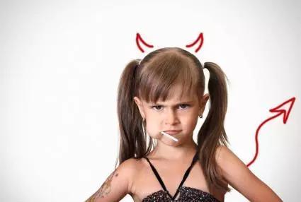 7岁小孩说打死你的话怎么教育,小孩说打死你的话怎么教育