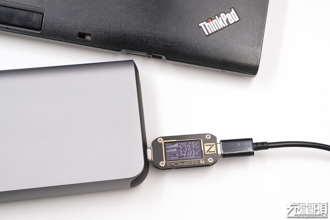 绿巨能充电器快充测评,绿巨能22.5瓦充电器