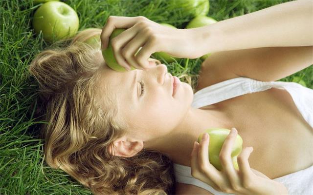 怀孕后这四种水果再贵也要买得吃,改善孕吐的食物和水果