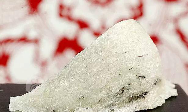 燕窝真假用什么方法鉴别,燕窝真假鉴别方法