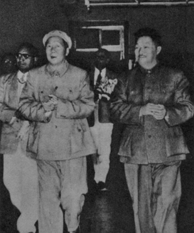 伟人足球情结:毛*东泽**踢门将,陈毅踢中锋,贺龙打造亚洲足球劲旅