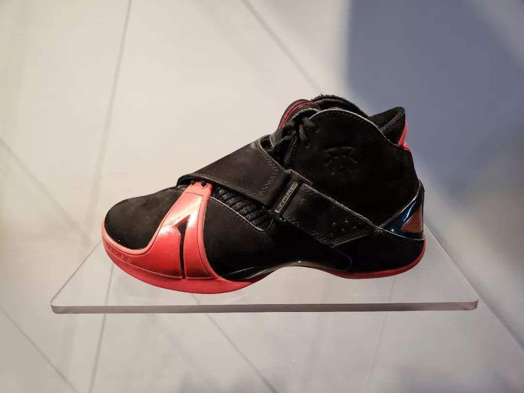 aj1mid值不值得买,aj1mid值得买吗