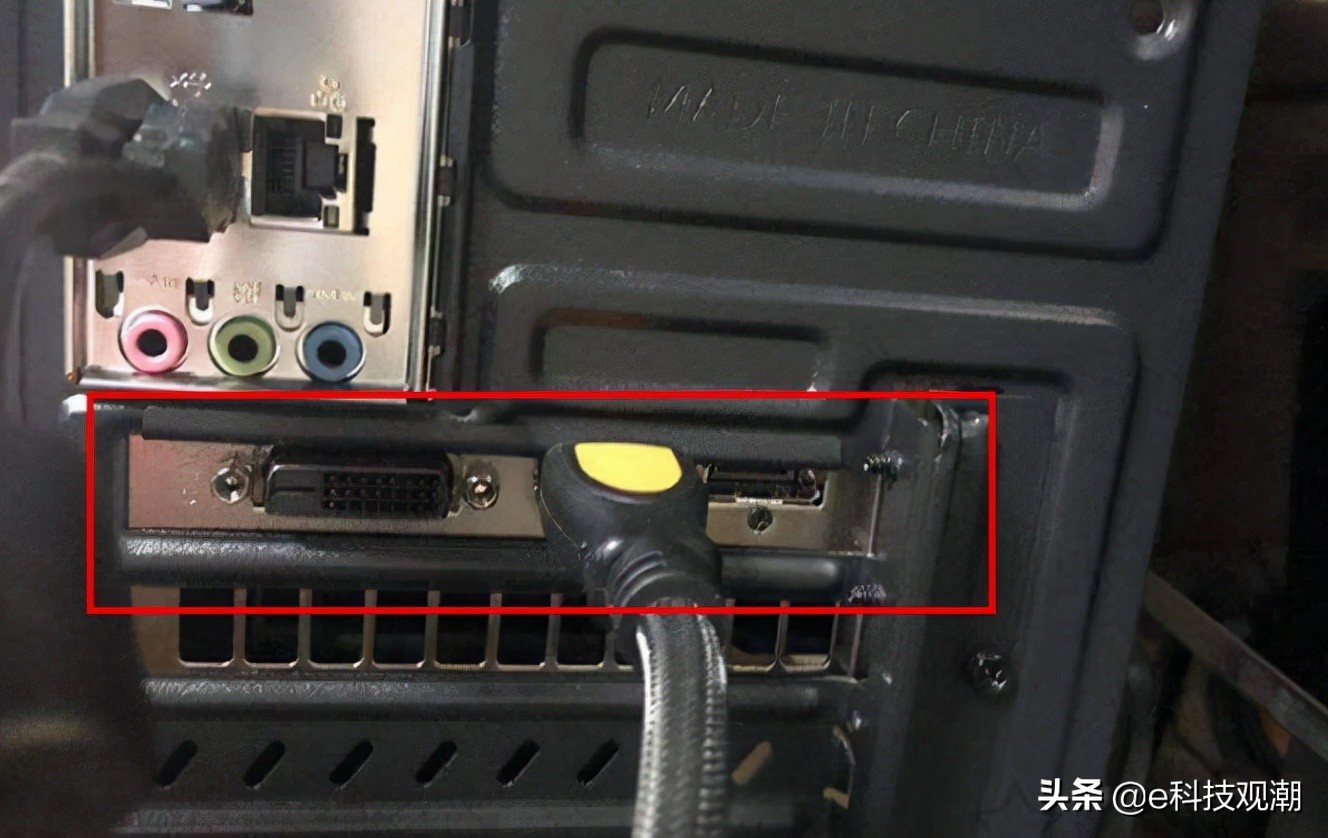 插上独立显卡后屏幕不亮怎么办,电脑显卡拆掉后屏幕不亮怎么解决