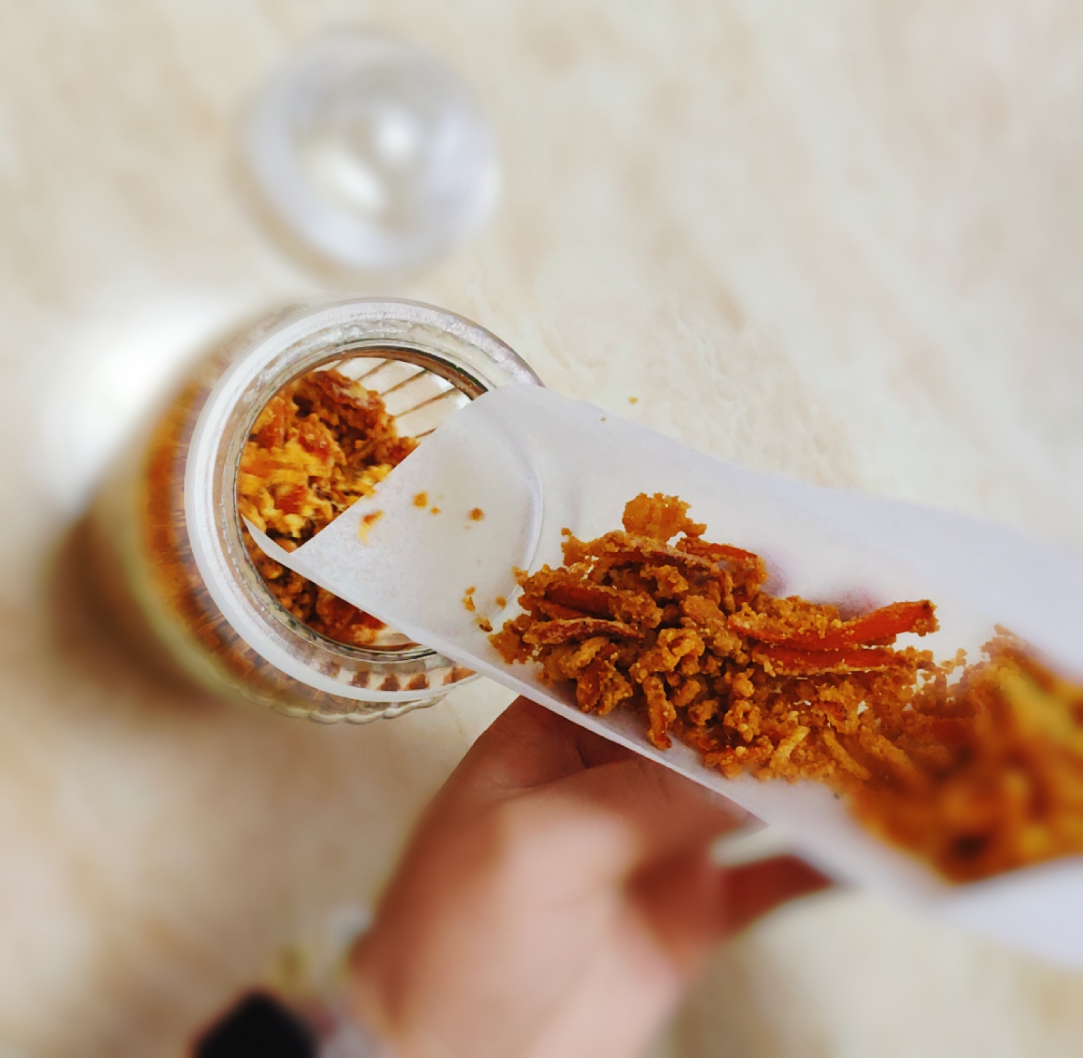 橘子好吃，橘子皮更不可辜负；橘子皮糖，回忆里妈妈的味道