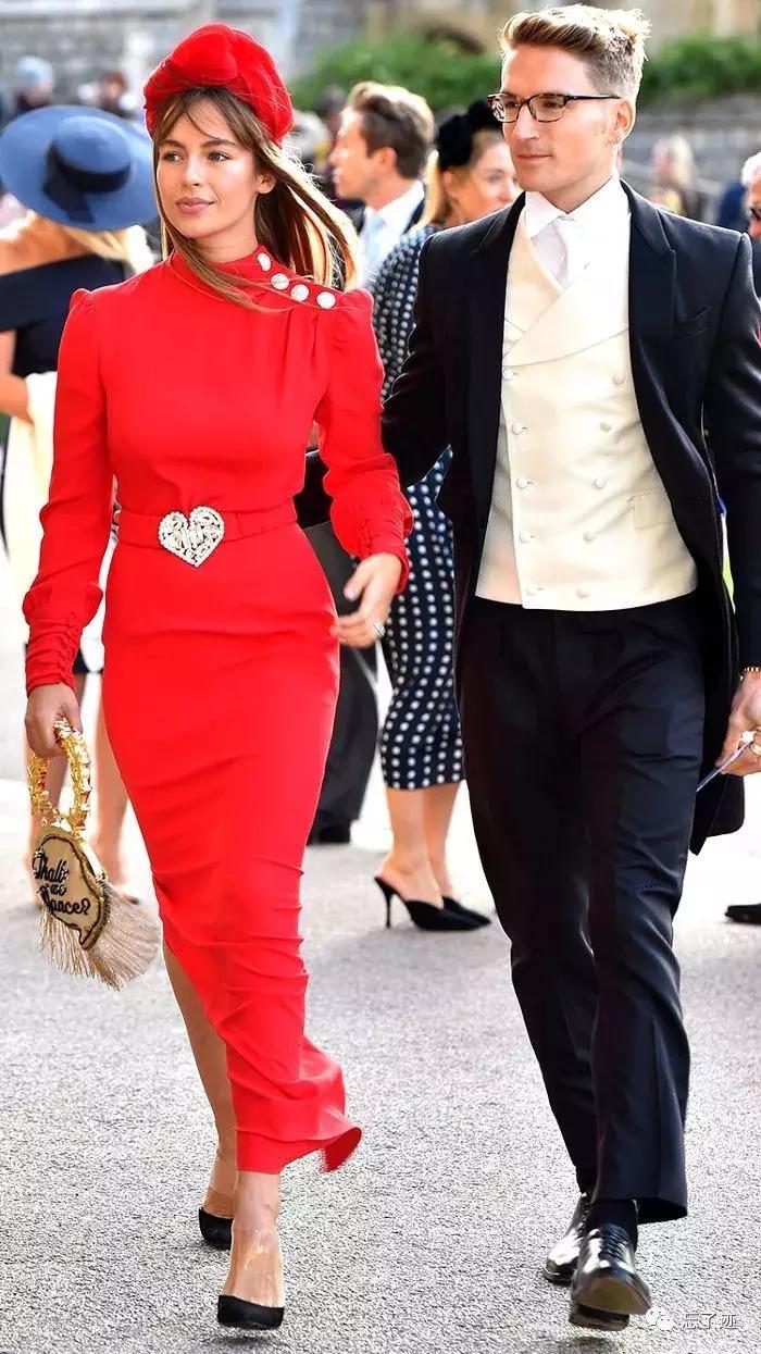 AnneBoleyn她是谁？为什么2019年的时尚流行中也有她存在？