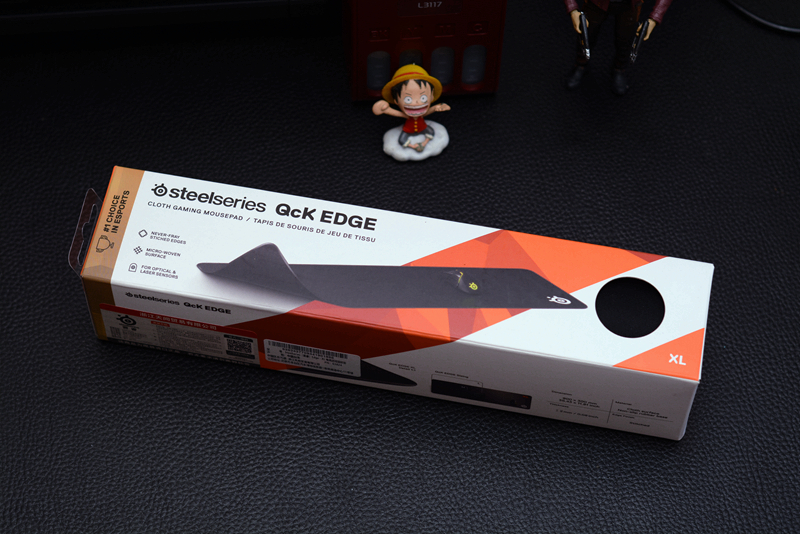 钢厂又出幺蛾子，鼠标垫也能显示游戏血量，这是什么操作