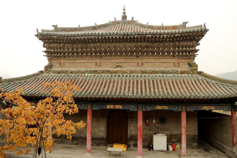 太行八陉中唯一幸存的关楼,穹隆顶上飞檐斗拱,古建中的孤品