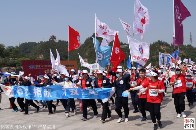 母亲节跑友,母亲节用脚步丈量爱意