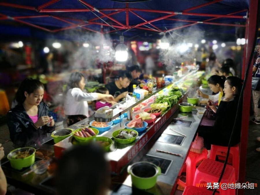 月入2万的10个小生意小城市创业,摆地摊暴利小生意小吃最容易上手