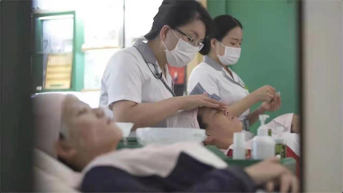 樊文花支持男士洗脸吗,樊文花洗脸手法视频