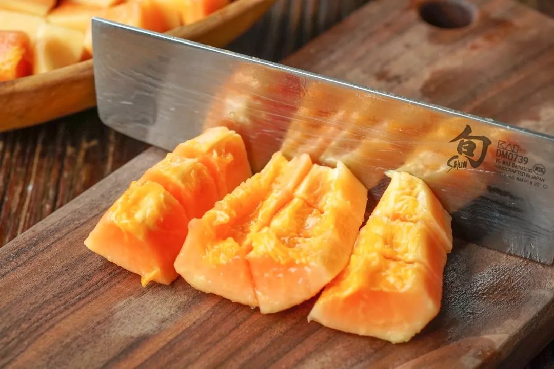 你吃过没？好吃的桃胶其实是种病！