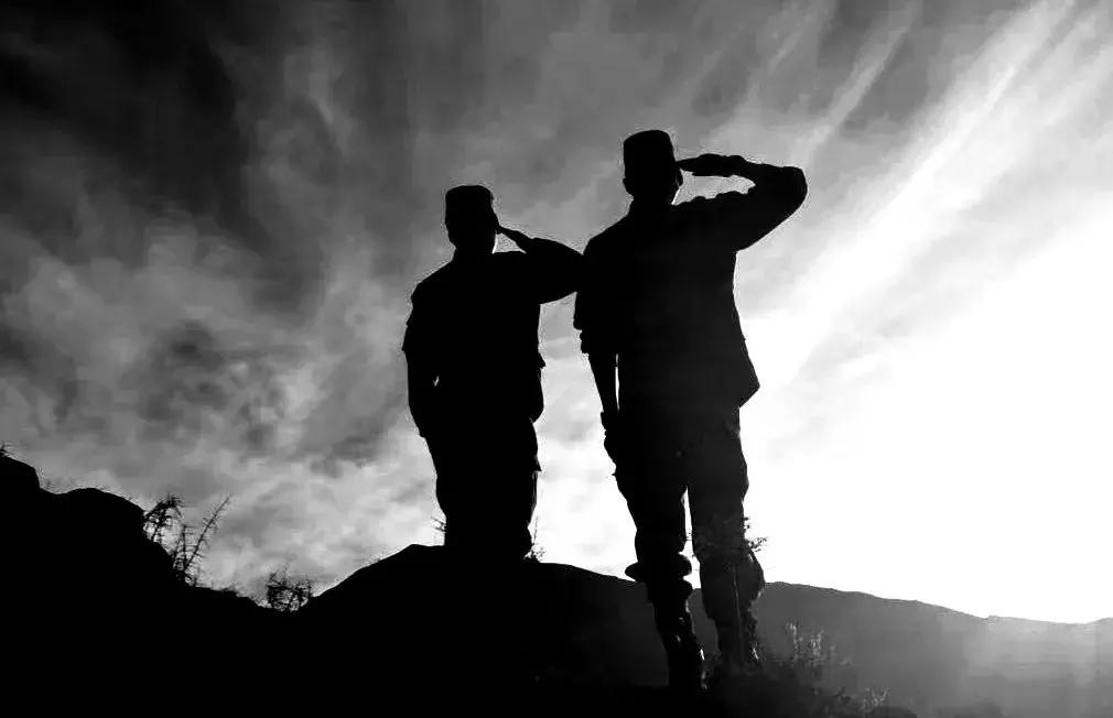 我的*藏西**战友，再敬最后一个军礼！