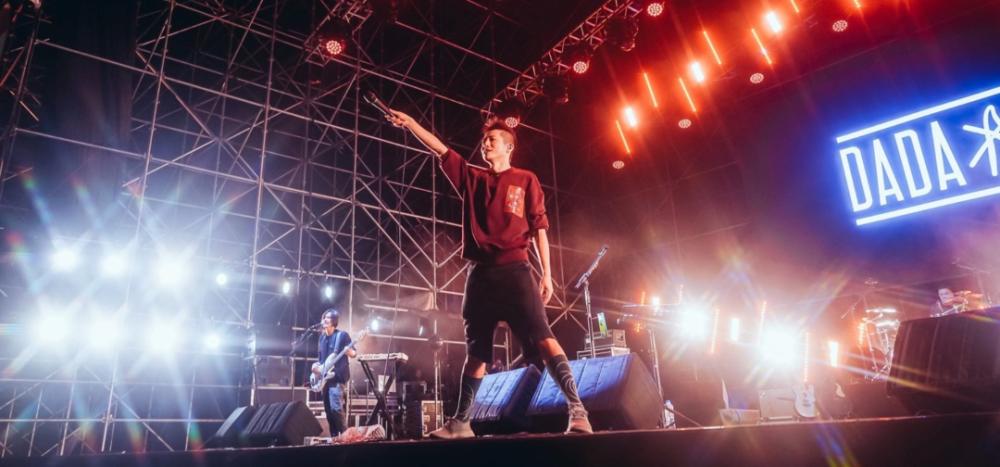 第一文青夫妻40岁了：结婚生子就是最浪漫的事