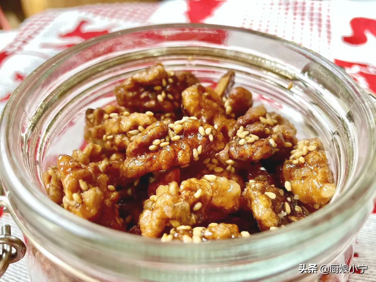 核桃蜂蜜琥珀核桃仁,熟核桃仁怎么做琥珀核桃