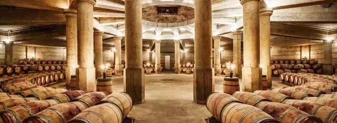 拉菲酒为什么这么便宜多少钱一瓶,比较便宜的拉菲