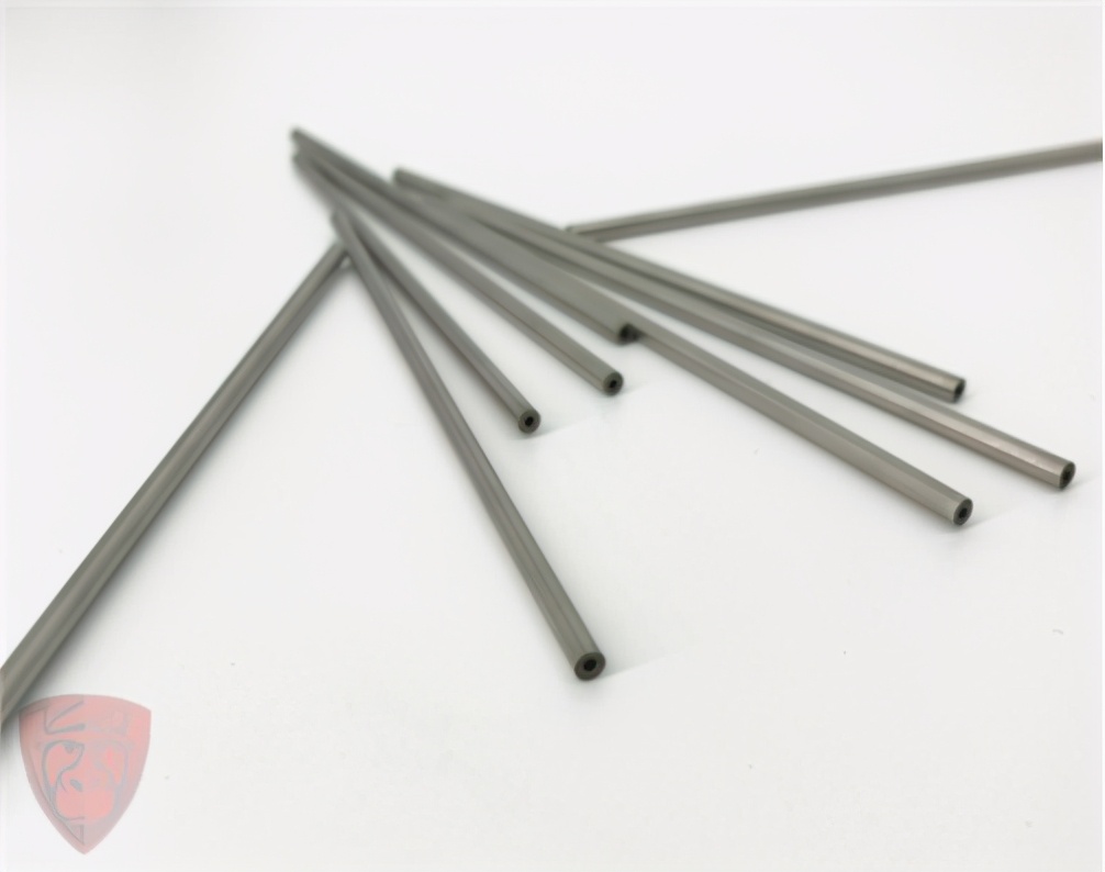 不锈钢硬度高还是普通钢硬度高,不锈钢的硬度需要测量吗