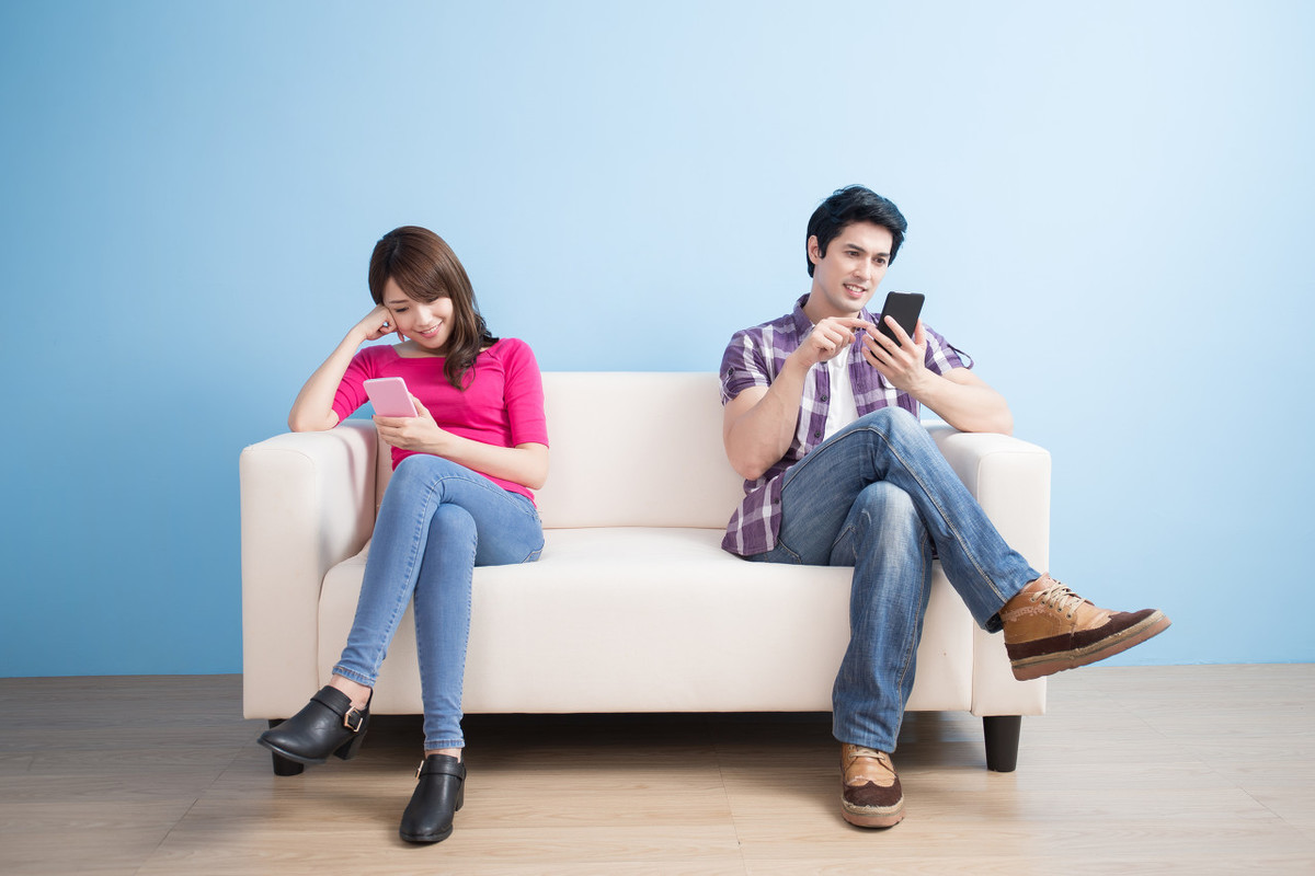 胸椎疼痛呼吸困难心慌,颈椎胸椎小关节紊乱背痛