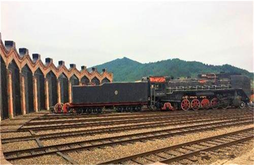 清朝不生锈的铁轨,铁路的铁轨为什么都是生锈的