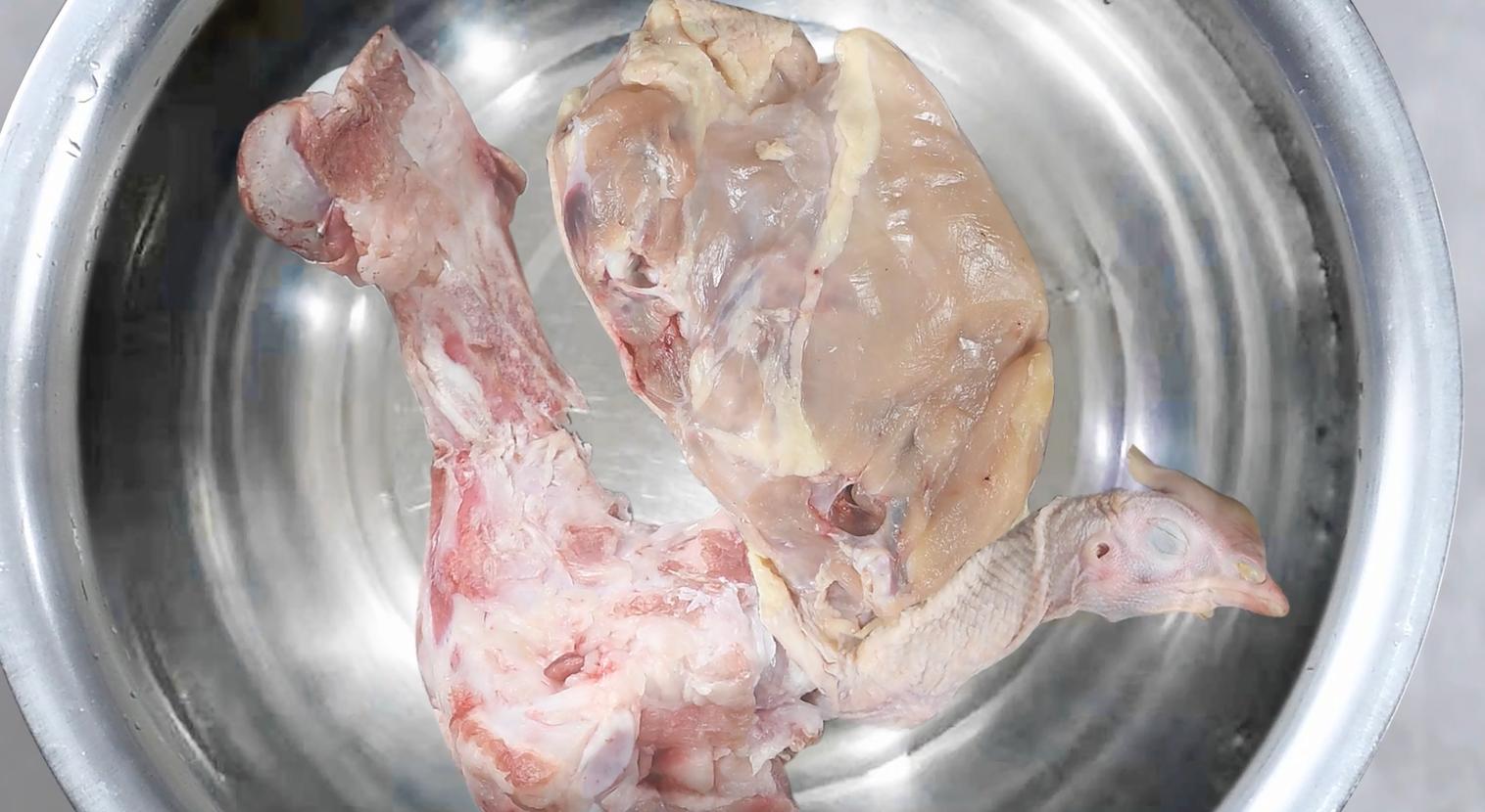 正宗的酸辣粉配方制作视频,酸辣粉的做法大全视频播放