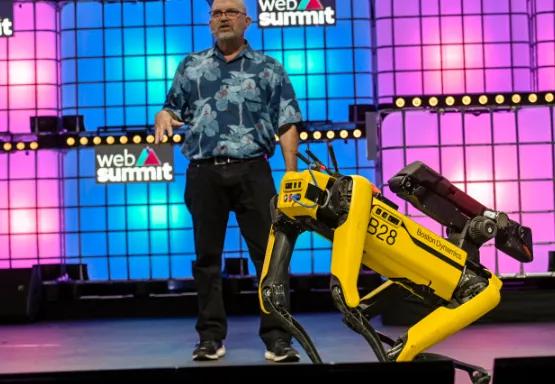 进击的机器人,进击的机械狗在哪里