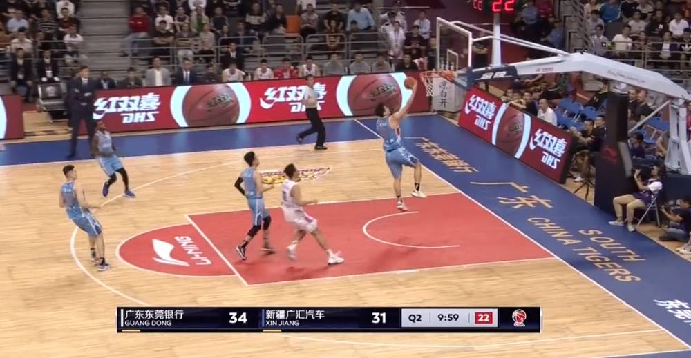 「回顾CBA经典战」荡气回肠！孟铎加时读秒绝杀*疆新**