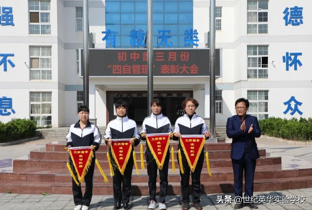 浜旀槦灏戝勾,浜旀槦灏戝勾鎵窞