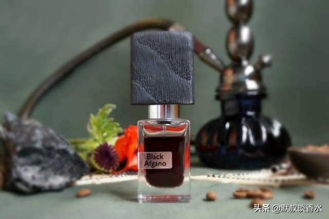 纳斯马图黑色烟草香水,纳斯马图宽恕香水测评