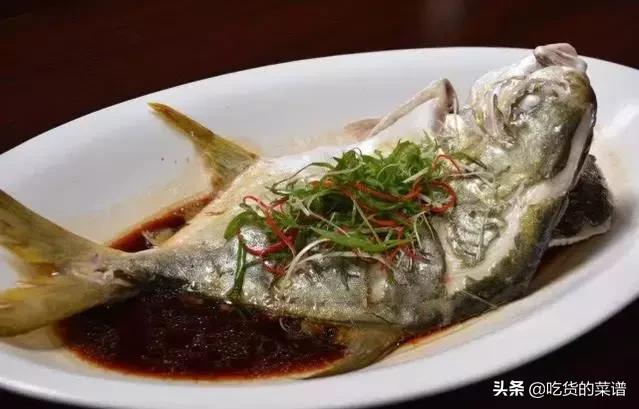 清蒸鱼的正确做法蒸多长时间,清蒸鱼是用热水蒸还是冷水蒸