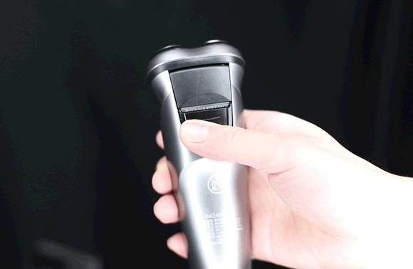 小米旋转双刀头剃须刀评测,小米剃须刀三头