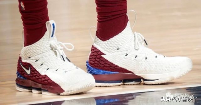 詹姆斯15代战靴全配色,詹姆斯15代球鞋在哪里买