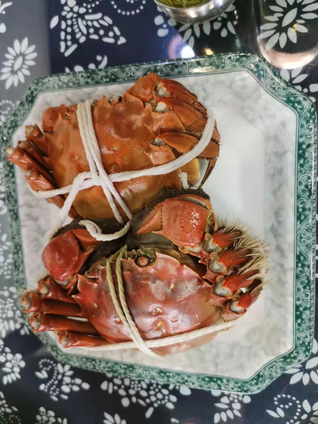 「顾马入江南」老街酒楼吃吃蟹