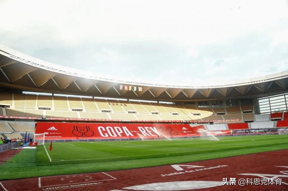 欧洲杯最壮观的球场是什么,欧洲杯十座场馆