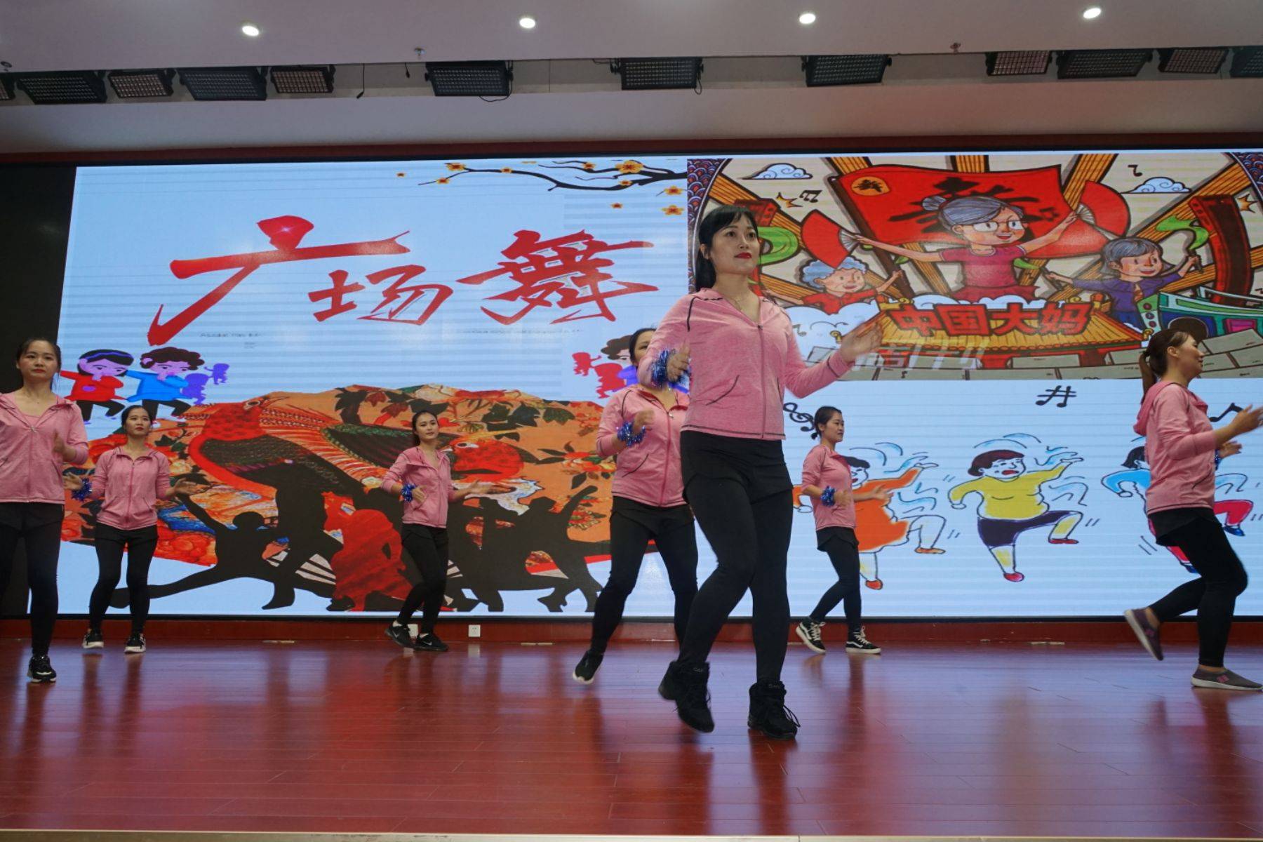 护士节护理服务创新,基层医院开展护士节活动