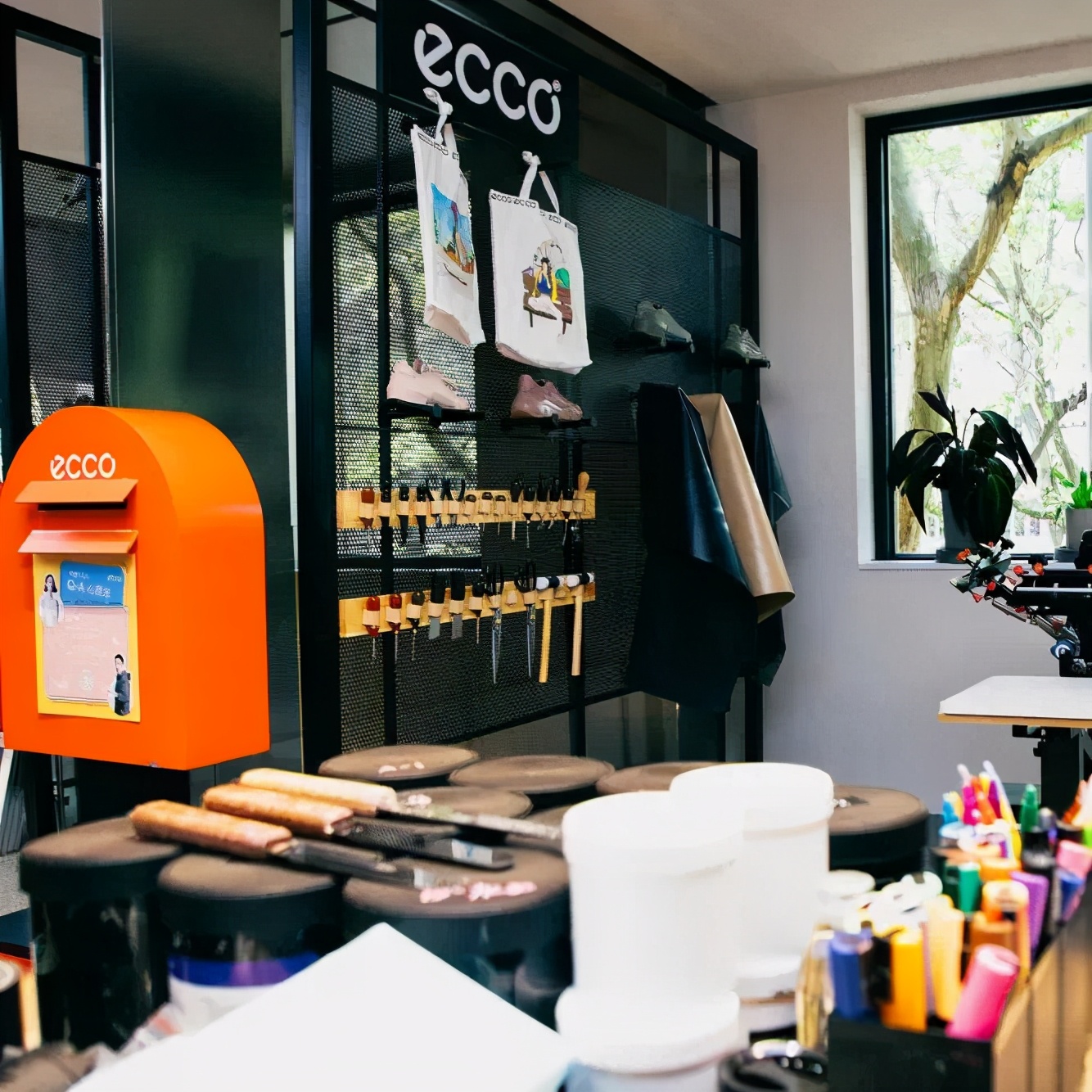 内外品牌旗舰店,内外奥莱旗舰店