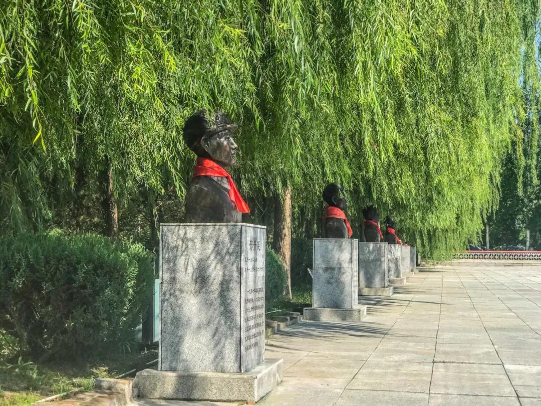 敖包相会的地方背面完整版,敖包相会的地方在通辽