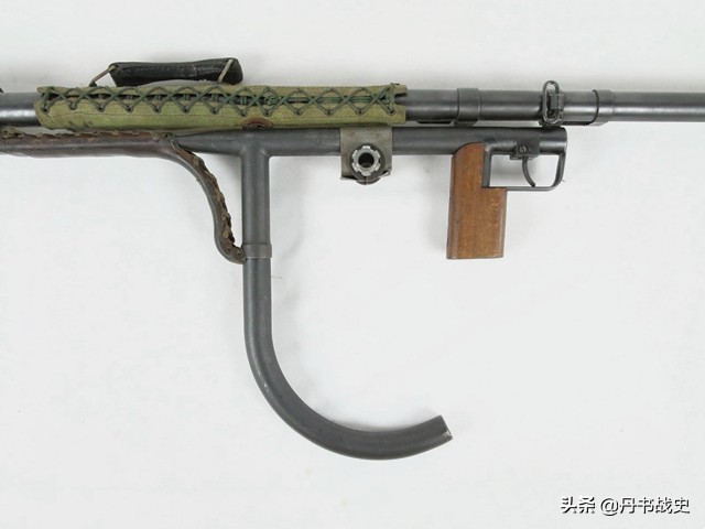 二战瑞典m37式冲锋枪,m2卡尔古斯塔夫反坦克榴弹发射器