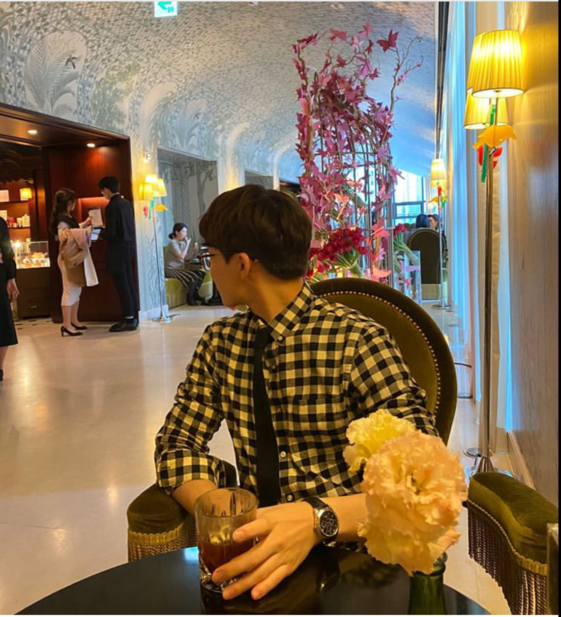 风衣穿搭法韩国,风衣穿法韩国