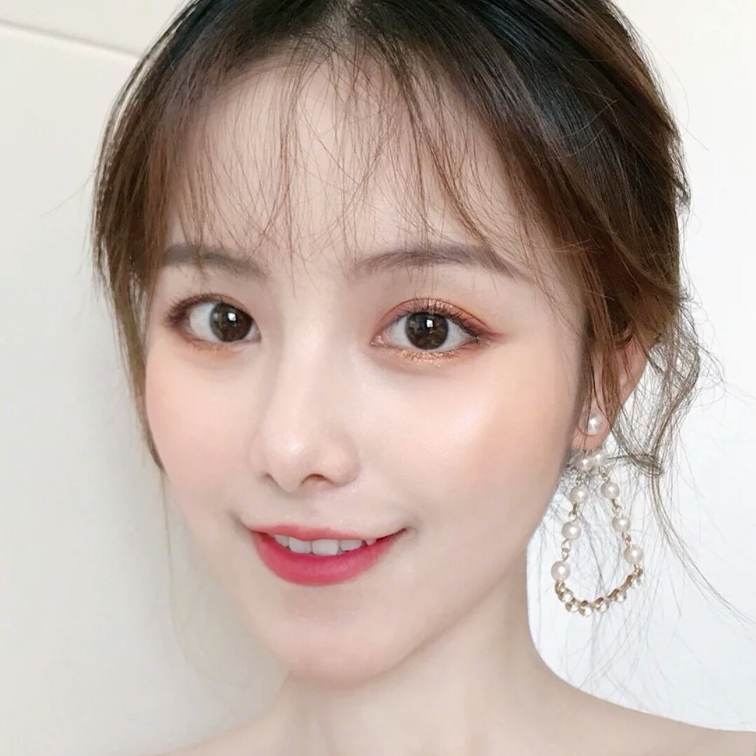 远程约会也要画上“初恋感”妆容,感受一次“疫”地的甜蜜