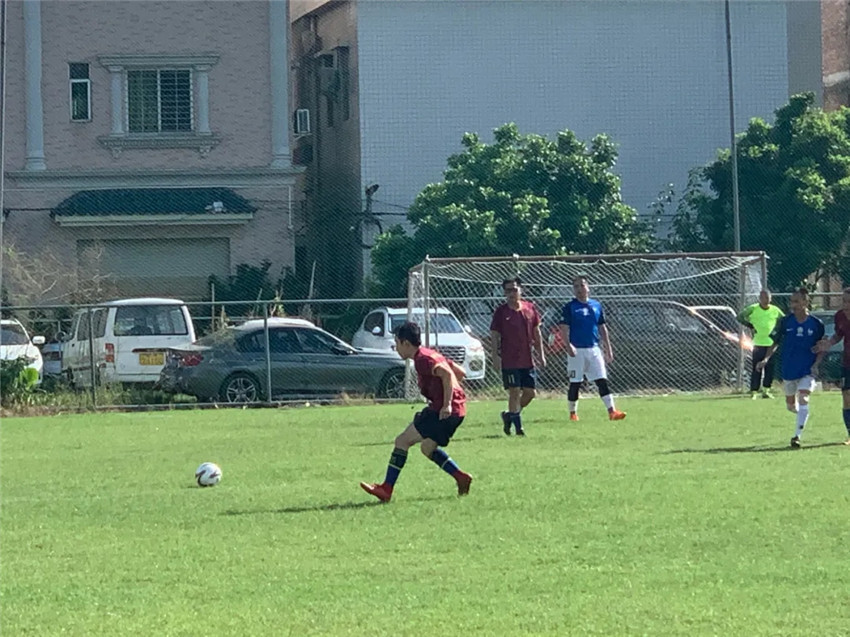 “罗曼缔克杯”第四届紫荆花佛山一中校友慈善足球赛，开波