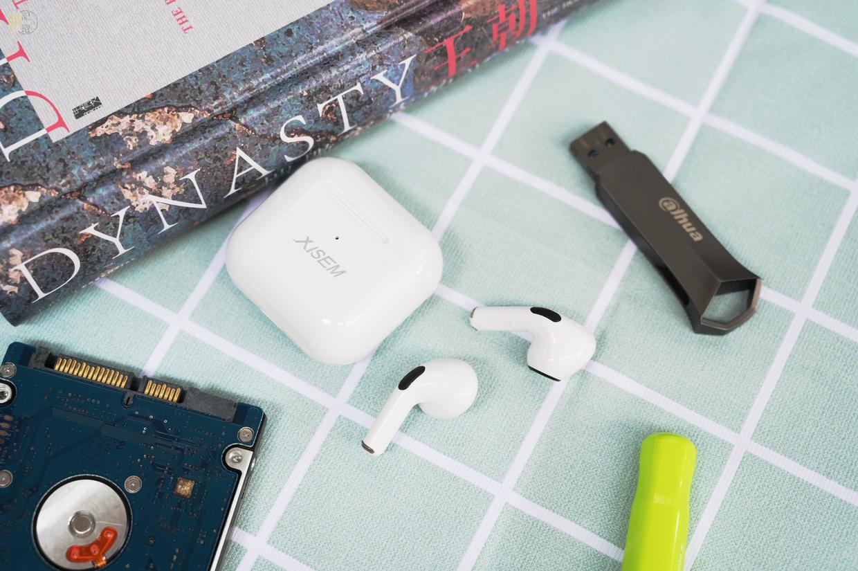 入门轻便的微单,入门真无线半入耳