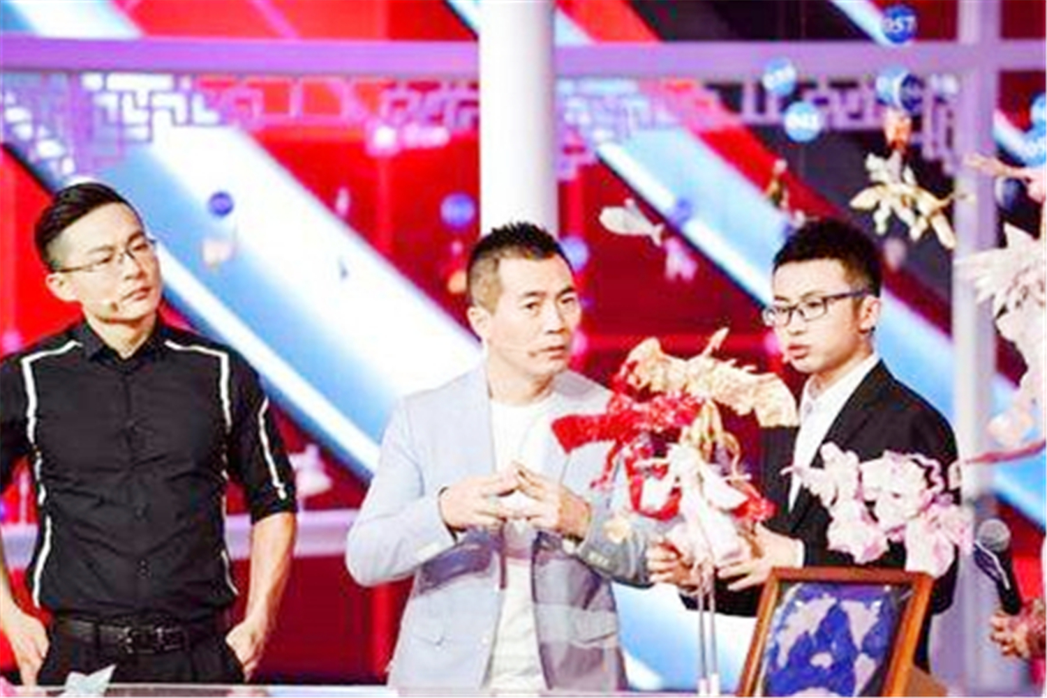 折纸锻炼孩子的智商游戏,折纸是最简单的有效益智游戏