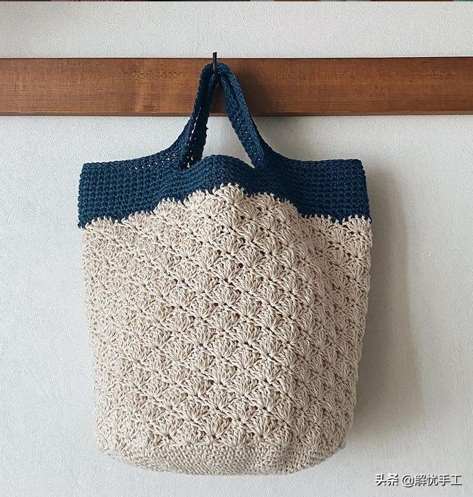 简单漂亮的小包包钩针教程,韩国钩针钩桌布花样教程