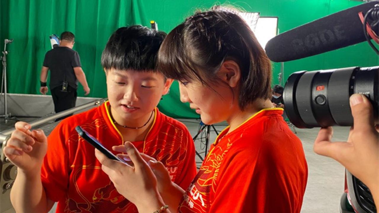 国乒陈梦自拍,国乒丁宁孙颖莎大合照