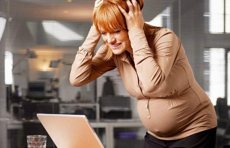 孕期妈妈总生气对孩子的影响,孕期妈妈生气对胎儿有什么影响