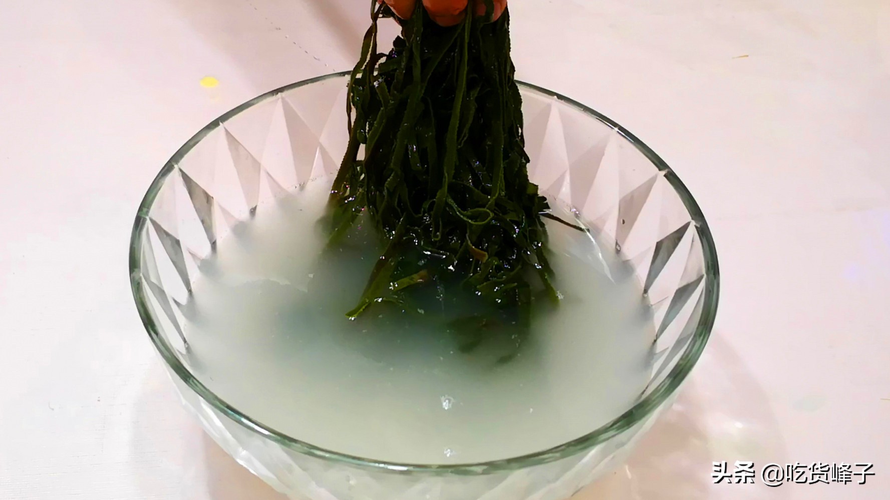 为什么海带泡起来黏糊糊,为什么海带泡开后容易软烂