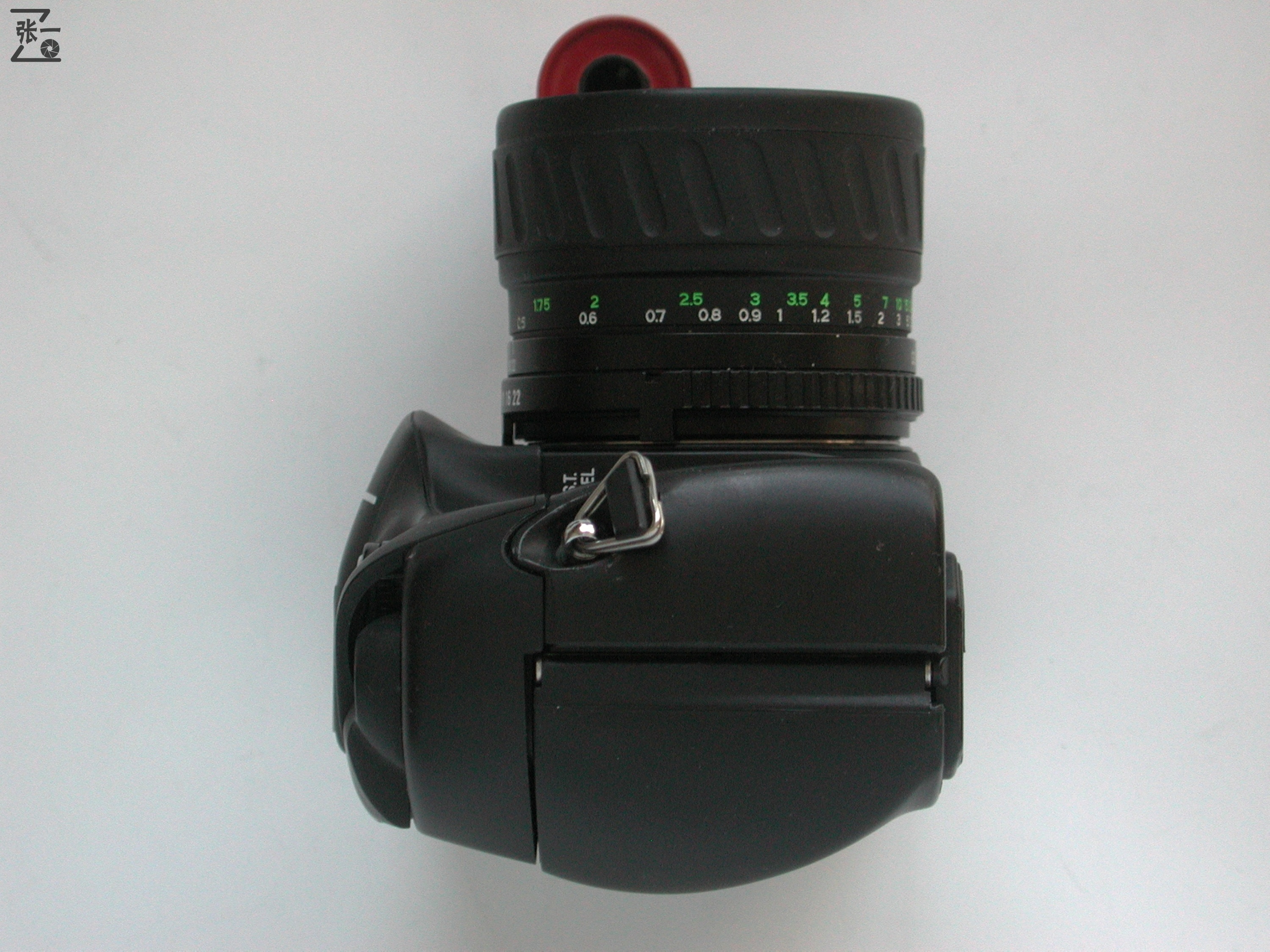 上海海鸥为美国贴牌生产的PhoenixP-5000单反相机