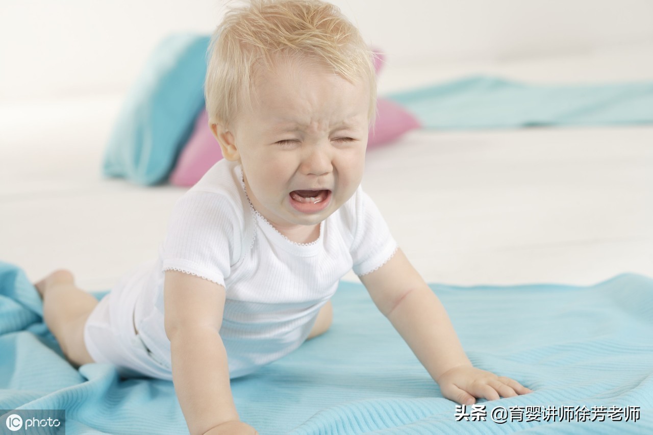 宝宝一喝母乳就拉,宝宝一喝母乳就拉肚子吐奶