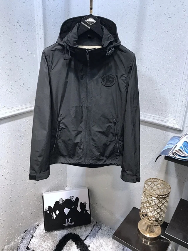 巴宝莉风衣肯辛顿代购,巴宝莉风衣肯辛顿版直播